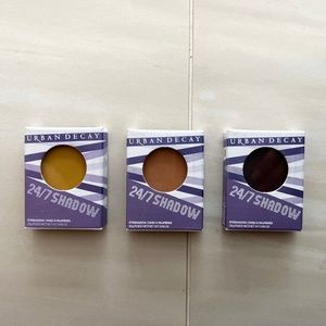 3 Urban Decay 24/7 Shadow Vegan Long Lasting Eyeshadow Palette stocking stuffers